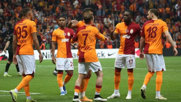 Galatasaray'da sürpriz eksik! Yıldız isim Adana'ya götürülmedi