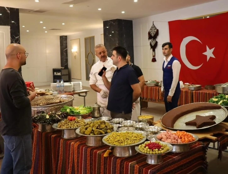 Gastronomi buluşmalarında çiğköfte şöleni yaşandı