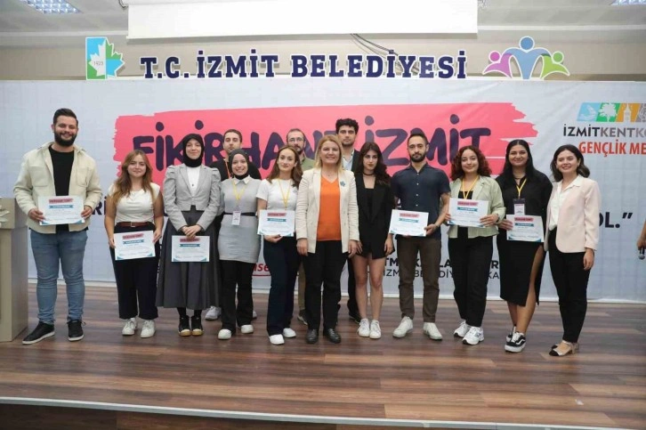 Gençlerin fikirleri projeye dönüşüyor