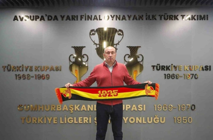 Göztepe’de Stanimir Stoilov dönemi resmen başladı