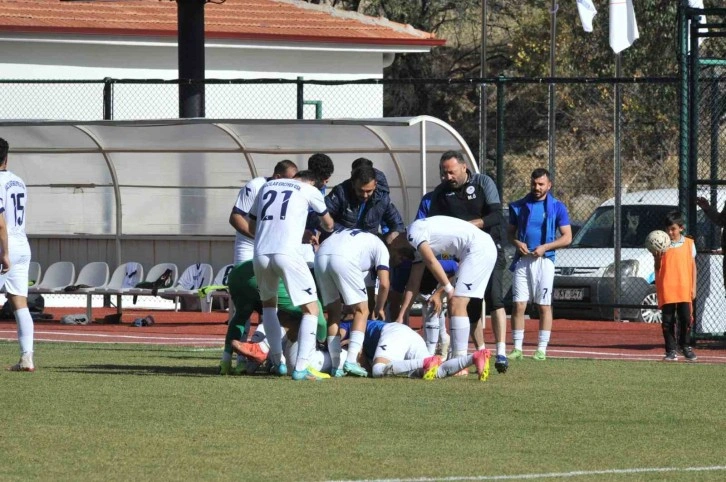 Hacılar Erciyesspor ilk yarıda 24 gol attı