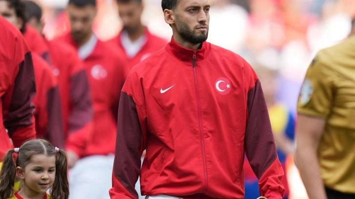 Hakan Çalhanoğlu: Arda konusunda hocayı korumam lazım!