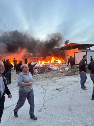 Hatay’da çadır yangını korkuttu