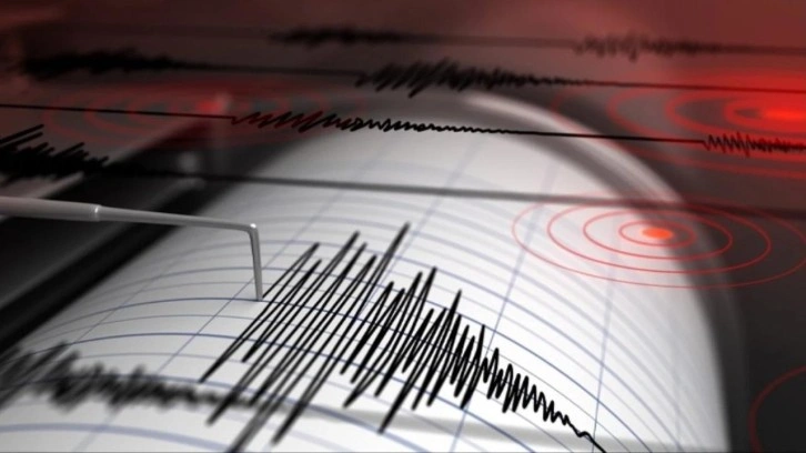 Hatay'da korkutan deprem! Çevre illerden de hissedildi