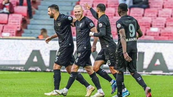 İki kırmızı kart iki gol! Sivasspor Samsun'da yıkıldı