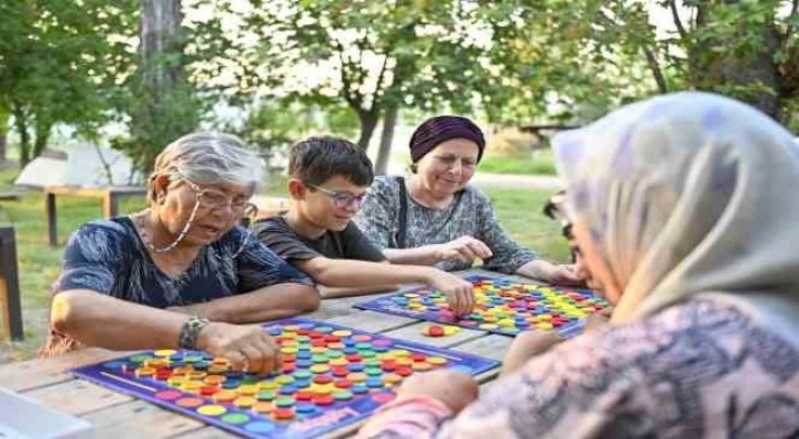 İki kuşak yarıştı