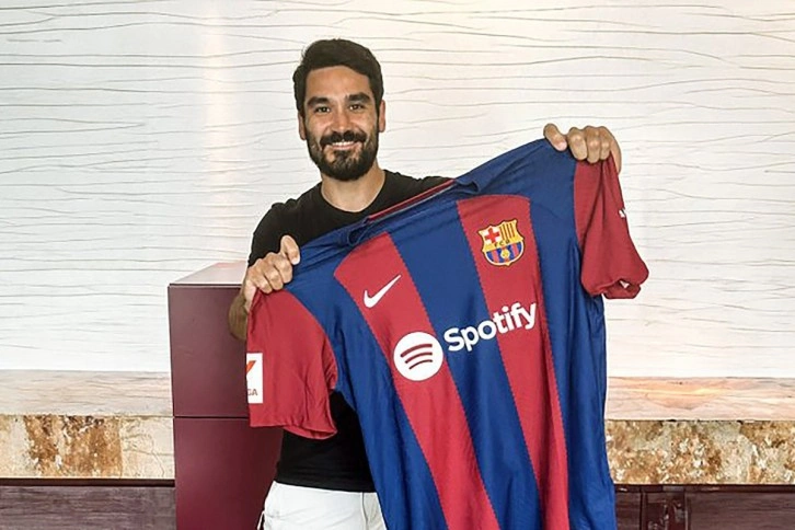 İlkay Gündoğan, Barcelona’ya imzayı attı