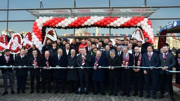 İnegölspor’a modern tesis! Osman Aşkın Bak: Sporda büyük bir devrim var