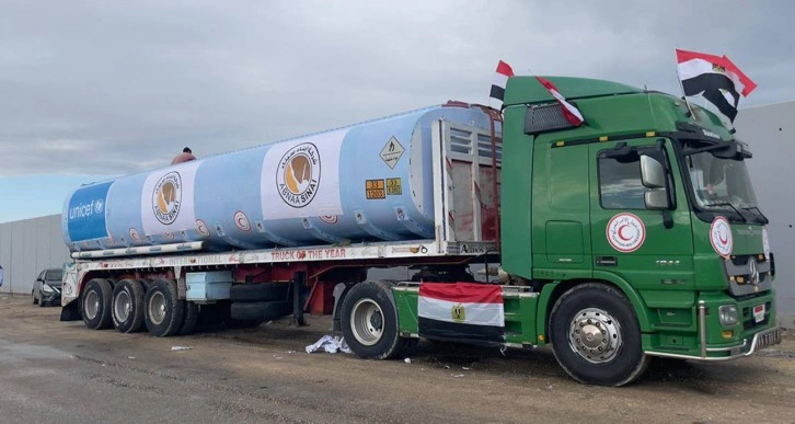 İsrail, Gazze’ye günde 2 tanker yakıt girişine izin verdi