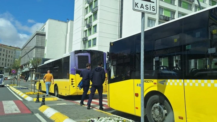 İstanbul'da facianın eşiğinden dönüldü! İETT duraktaki otobüslere çarptı!