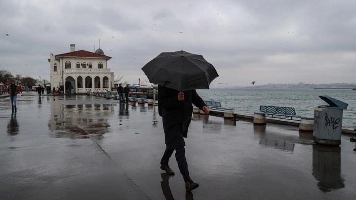 İstanbullular DİKKAT! Meteoroloji saat vererek uyardı: Kuvvetli sağanak bekleniyor