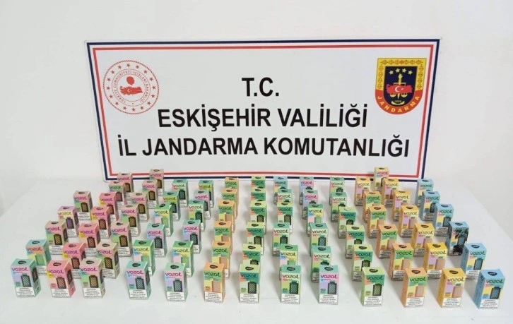 Kaçak elektronik sigara satmak isteyen şahıslara jandarma operasyonu