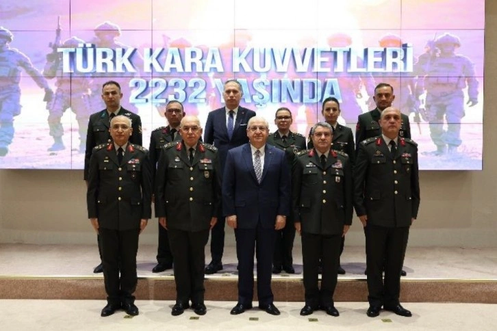 Kara Kuvvetleri Komutanı Avsever’den Bakan Güler’e ziyaret