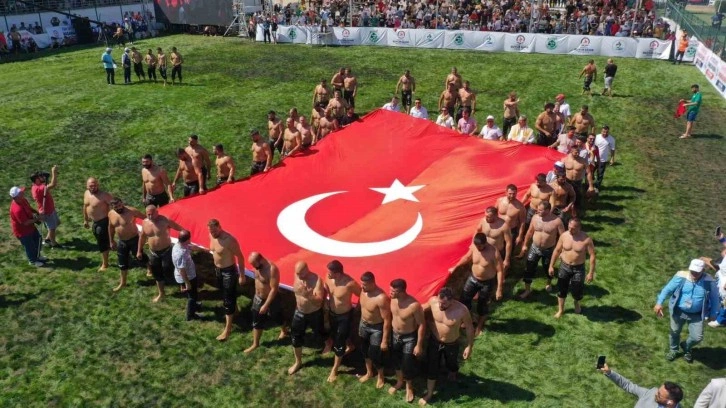 Kırkpınar’ın başpehlivanlarıyla yağlı güreş heyecanı Denizli’de başlıyor