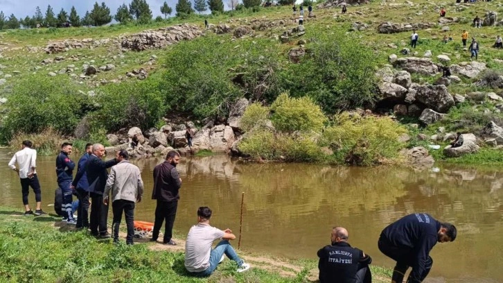 Korkunç olay! Şanlıurfa'da, dereye giren küçük çocuk akıntıya kapılarak hayatını kaybetti