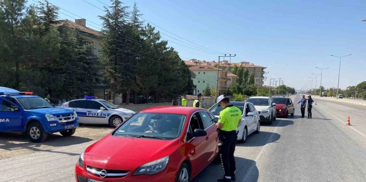 Kulu’da jandarma ve polisin denetimleri devam ediyor