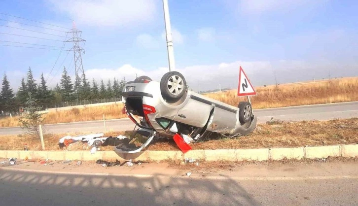 Kütahya’da otomobil takla attı: 3 yaralı