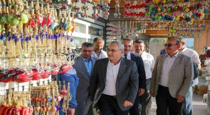 Kütahya’da Yerel Ürünler Çarşısı hizmete sunuldu