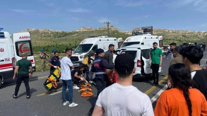 Mardin'de trafik kazası: 11 yaralı