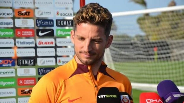 Mertens açıkladı! Futbolu bırakacak mı?