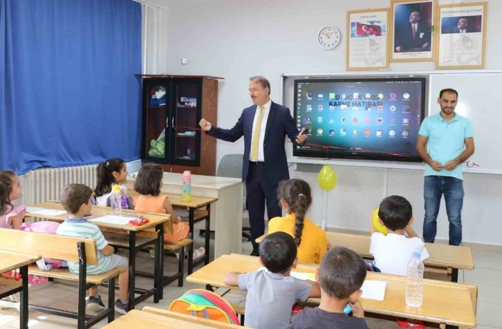 Müdür Tosun, ilkokul öğrencileriyle bir araya geldi