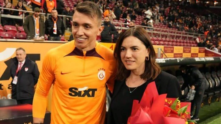 Muslera lig tarihine geçti! 4. kez başardı