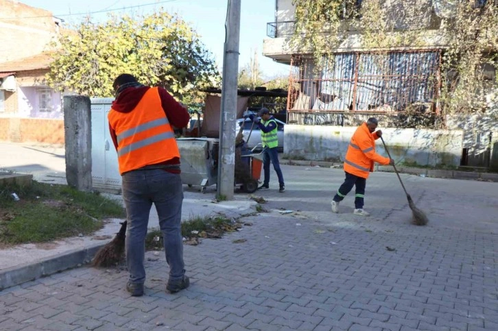 Nazilli Belediyesi Temizli İşleri Müdürlüğü çalışmalarını sürdürüyor