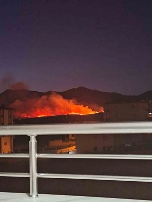 Niğde’de çıkan yangında 500 hektar mera alanı zarar gördü