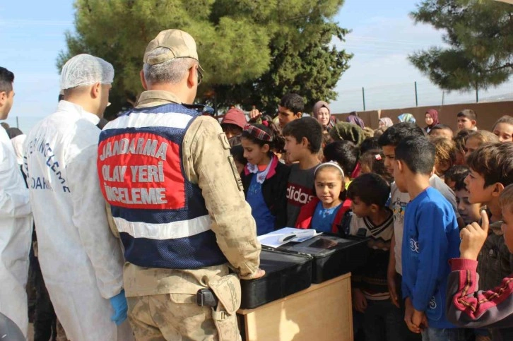 Öğrenciler, jandarma ekiplerini tanıdı