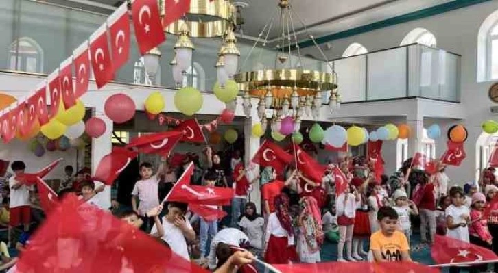 Orduyeri Camii’nde şehitler için dualar edildi