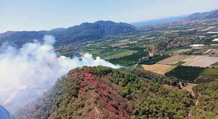 Ortaca orman yangına havadan karadan müdahale devam ediyor