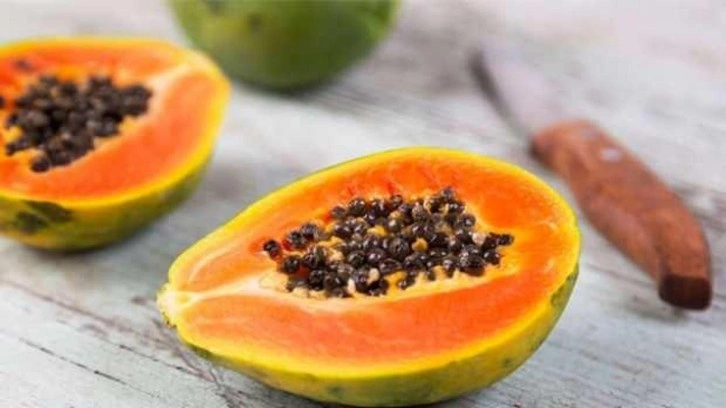 Papaya meyvesi nasıl kesilir? Papaya meyvesi dilimlemenin 4 farklı yolu