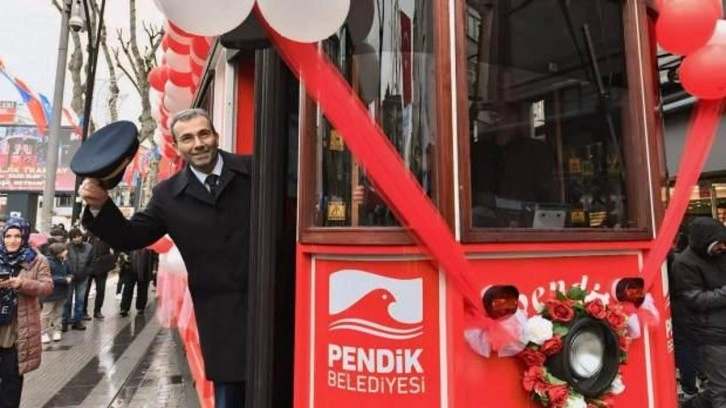 Pendik'in nostaljik tramvayı Gazipaşa Caddesinde sürüşe başladı