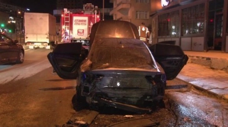 Pendik’te yakıt kaçağı olan araç alev alev yandı