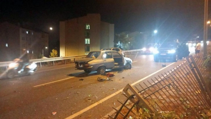 Polisleri peşine taktı, kaza yaptı, aracı bırakıp kaçtı