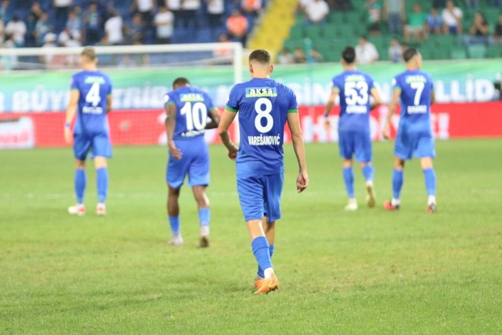 Rizespor, Karagümrük engelini de kayıpsız geçti