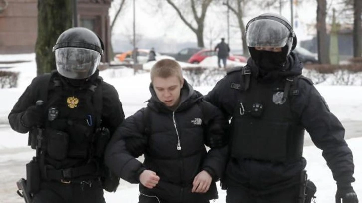 Rusya'da Navalny protestolarında gözaltı sayısı 400’e yükseldi