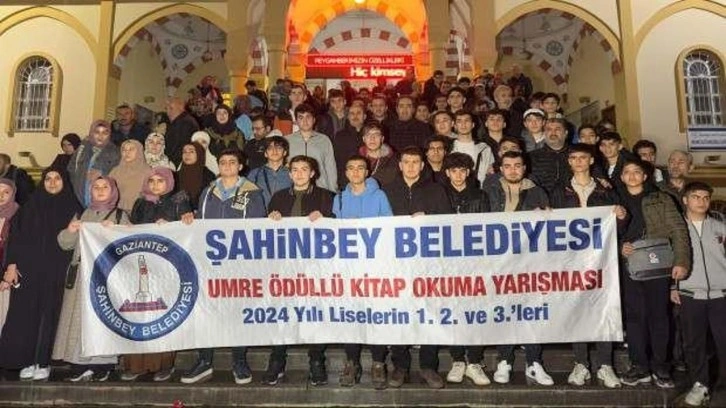 Şahinbey Belediyesi 174 öğrenciyi umreye uğurladı