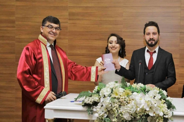 Şehitkamil Nikah Salonu’nda 23 bin 801 kişi mutluluğa “evet” dedi