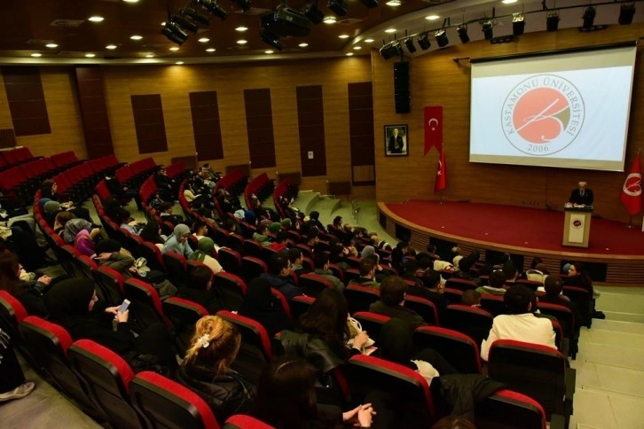 Sezai Karakoç Kastamonu Üniversitesi’nde anıldı