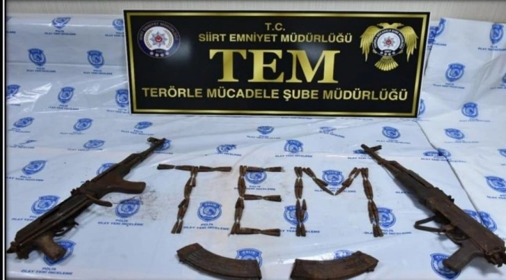 Siirt’te terör operasyonunda toprağa gömülü silah ve fişekler ele geçirildi