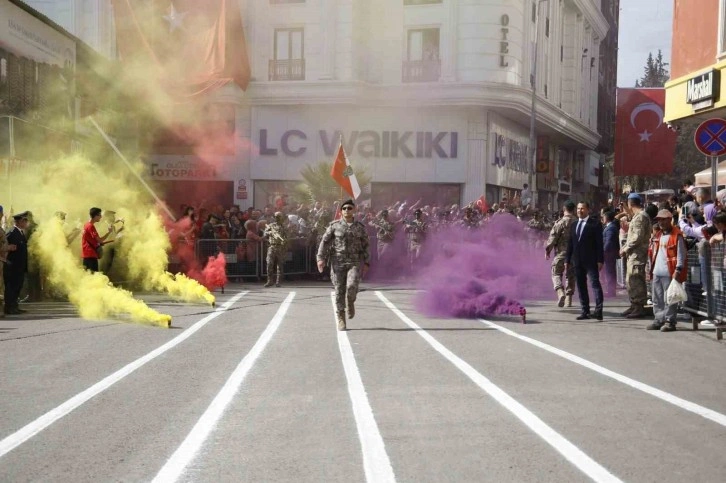 Sınır kenti Kilis’te 29 Ekim coşkusu