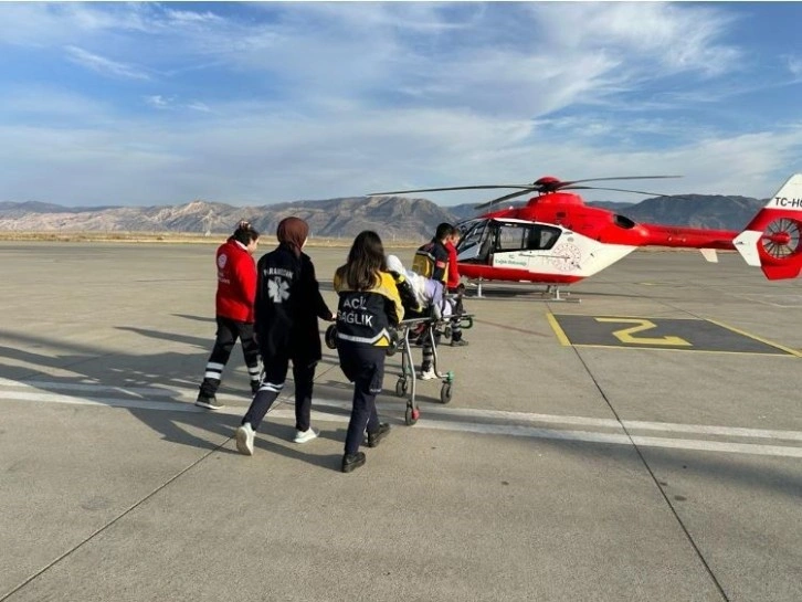 Şırnak’taki hasta ambulans helikopterle Şanlıurfa’ya sevk edildi