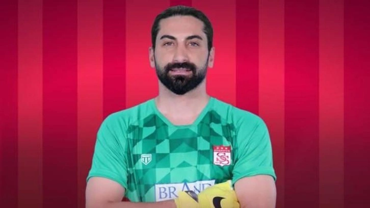 Sivasspor'da ayrılık! Tecrübeli kaleciye veda edildi