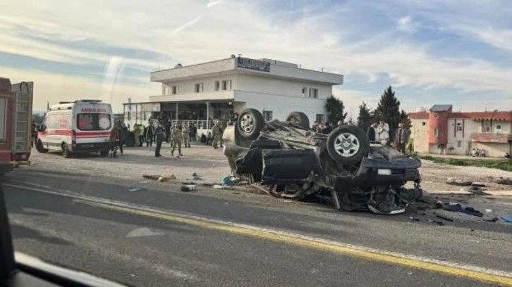 Son dakika... Erdoğan'ın koruma ekibi kaza geçirdi: Bir acı haber daha