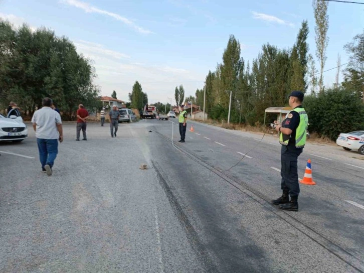 Şuhut’ta otomobille motosiklet çarpıştı: 1 yaralı