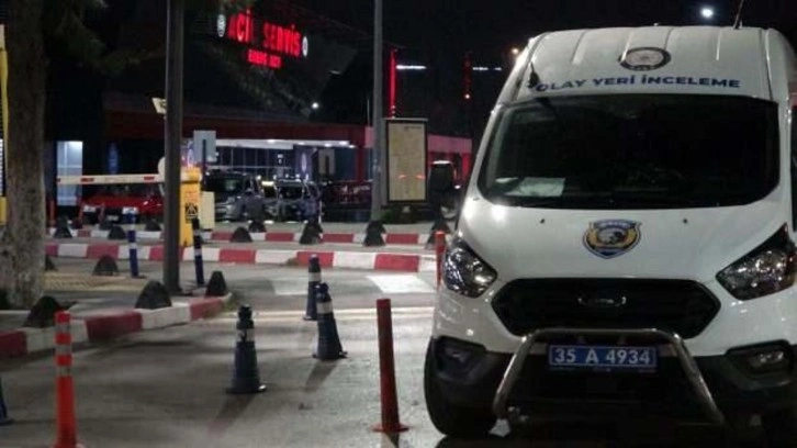 Tabancasını temizlerken kazara kendini vuran polis memuru öldü