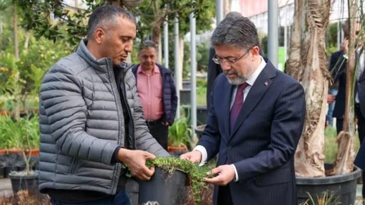 Tarım ve Orman Bakanı Yumaklı: Süs bitkileri üretim alanı 3 kat arttı