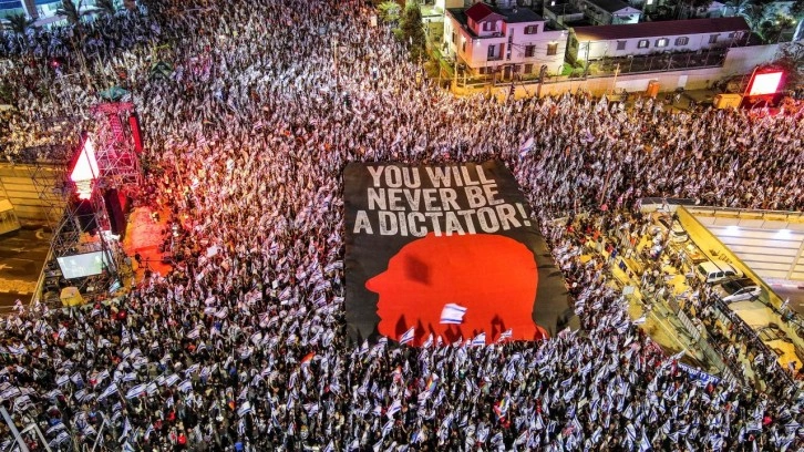 Tel Aviv’de 120 bin kişilik hükümet karşıtı protesto