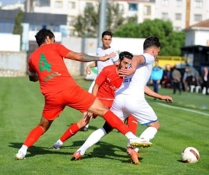 TFF 2. Lig: Karacabey Belediyespor: 1 - Diyarbekirspor: 1